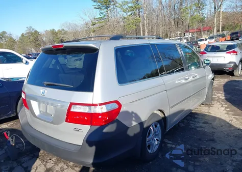 2006 Honda Odyssey Ex z USA, uszkodzony, nr VIN 5FNRL38426B424992